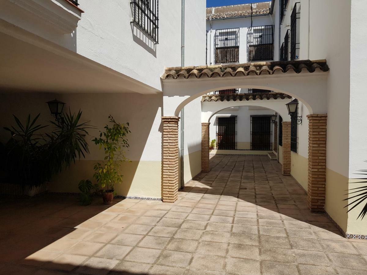 Apartamento En Los Patios De San Basilio กอร์โดบา ภายนอก รูปภาพ